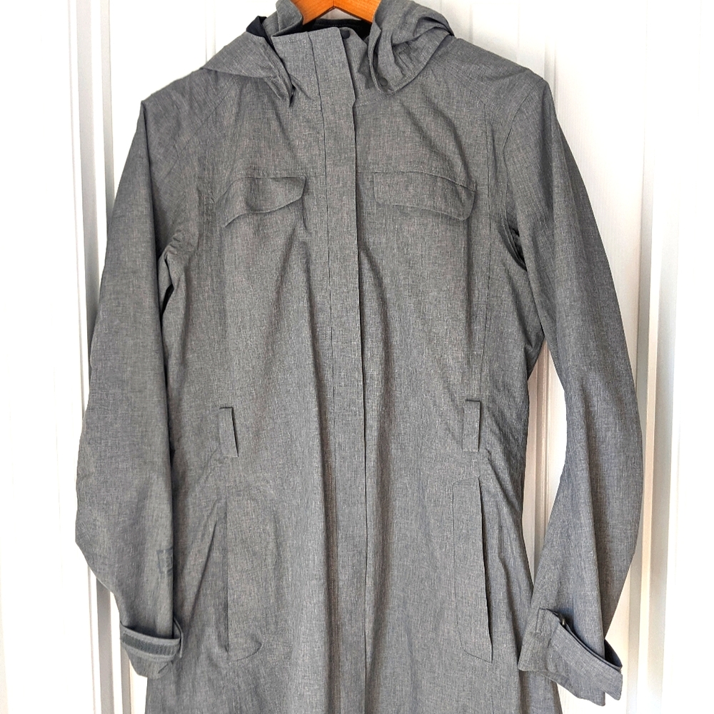 REI La Selva Grey Trench-coat style Rain Jacket, Size Medium